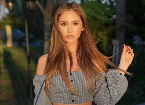 Catherine Paiz Wiki, age, net worth, parents, siblings, ethnicity.